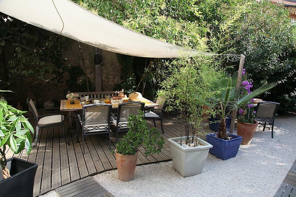 L'Oree Du Pin Bessan Exterior photo